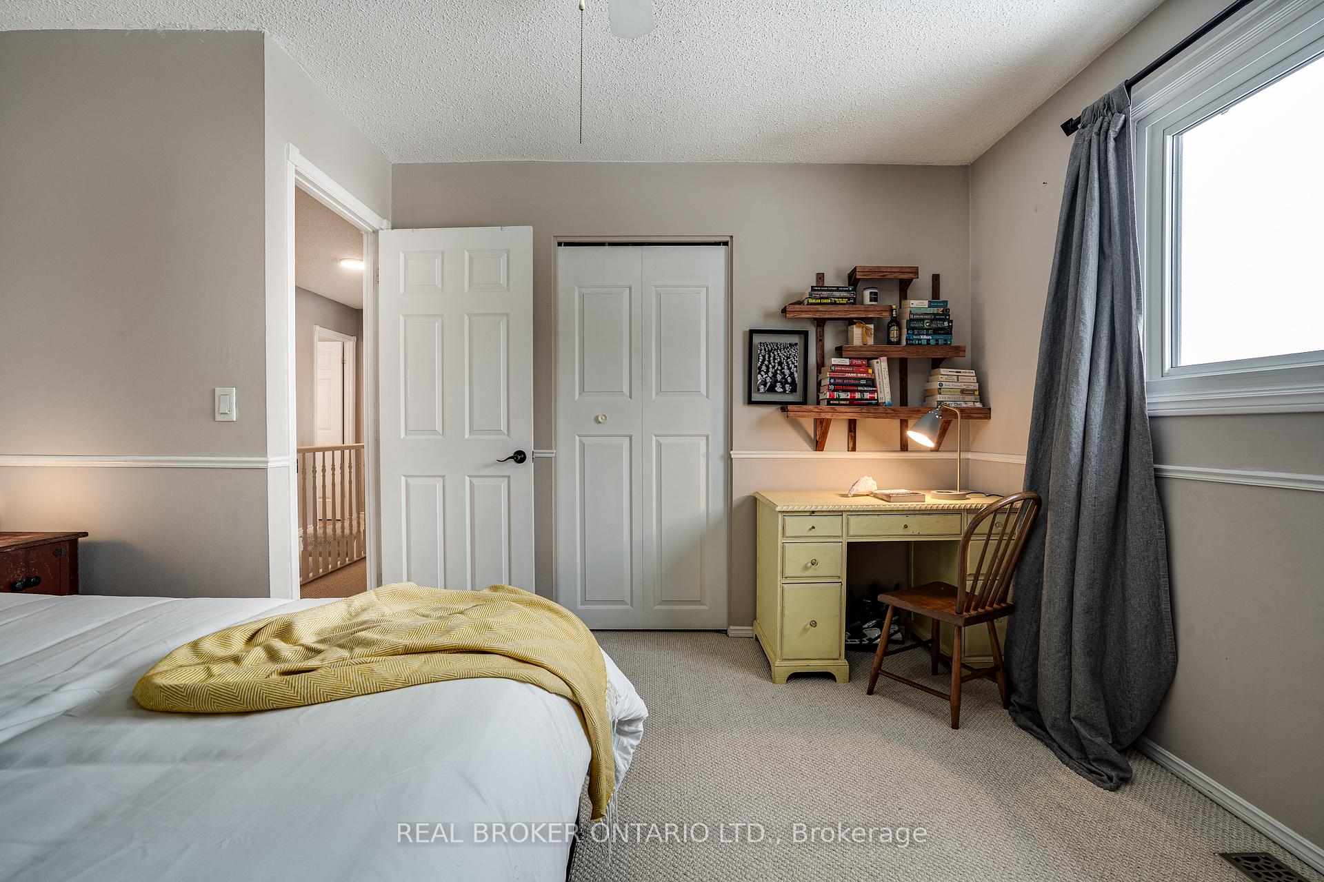 Photo 21 of 24 Drakes Drive, Hamilton, Lakeshore — HOMEH