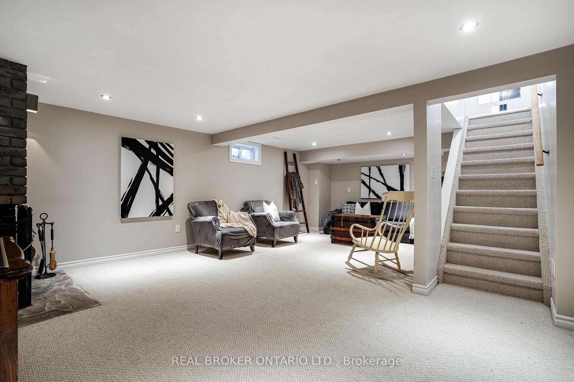 Photo 24 of 24 Drakes Drive, Hamilton, Lakeshore — HOMEH