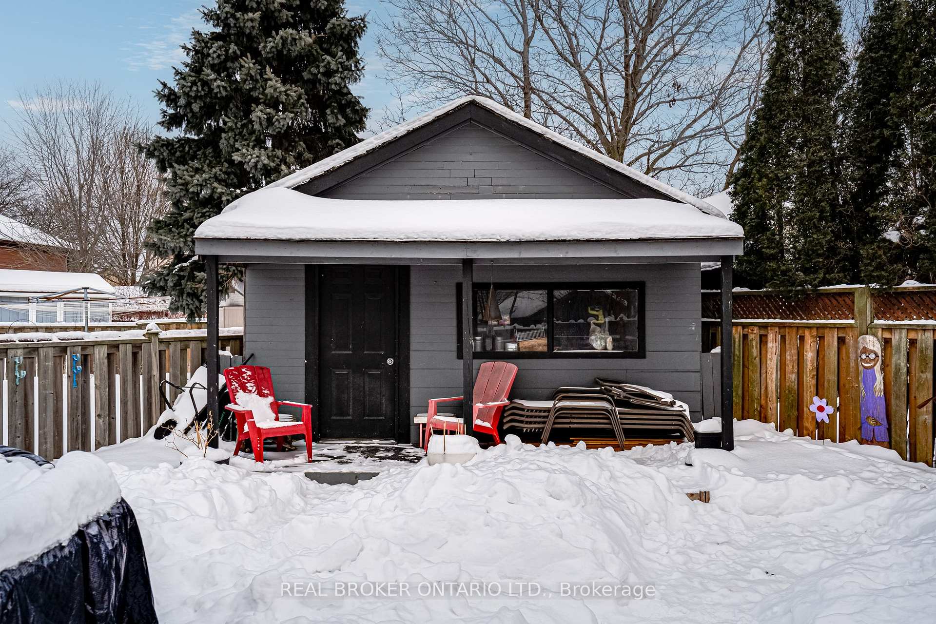 Photo 27 of 24 Drakes Drive, Hamilton, Lakeshore — HOMEH
