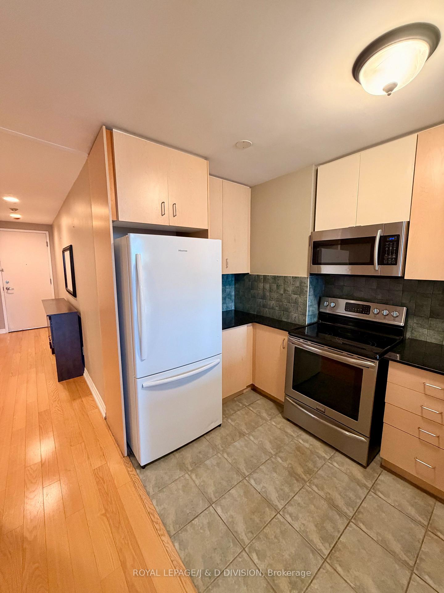 Photo 3 of Unit UPH209, 797 Don Mills Road, Toronto, Flemingdon Park — HOMEH
