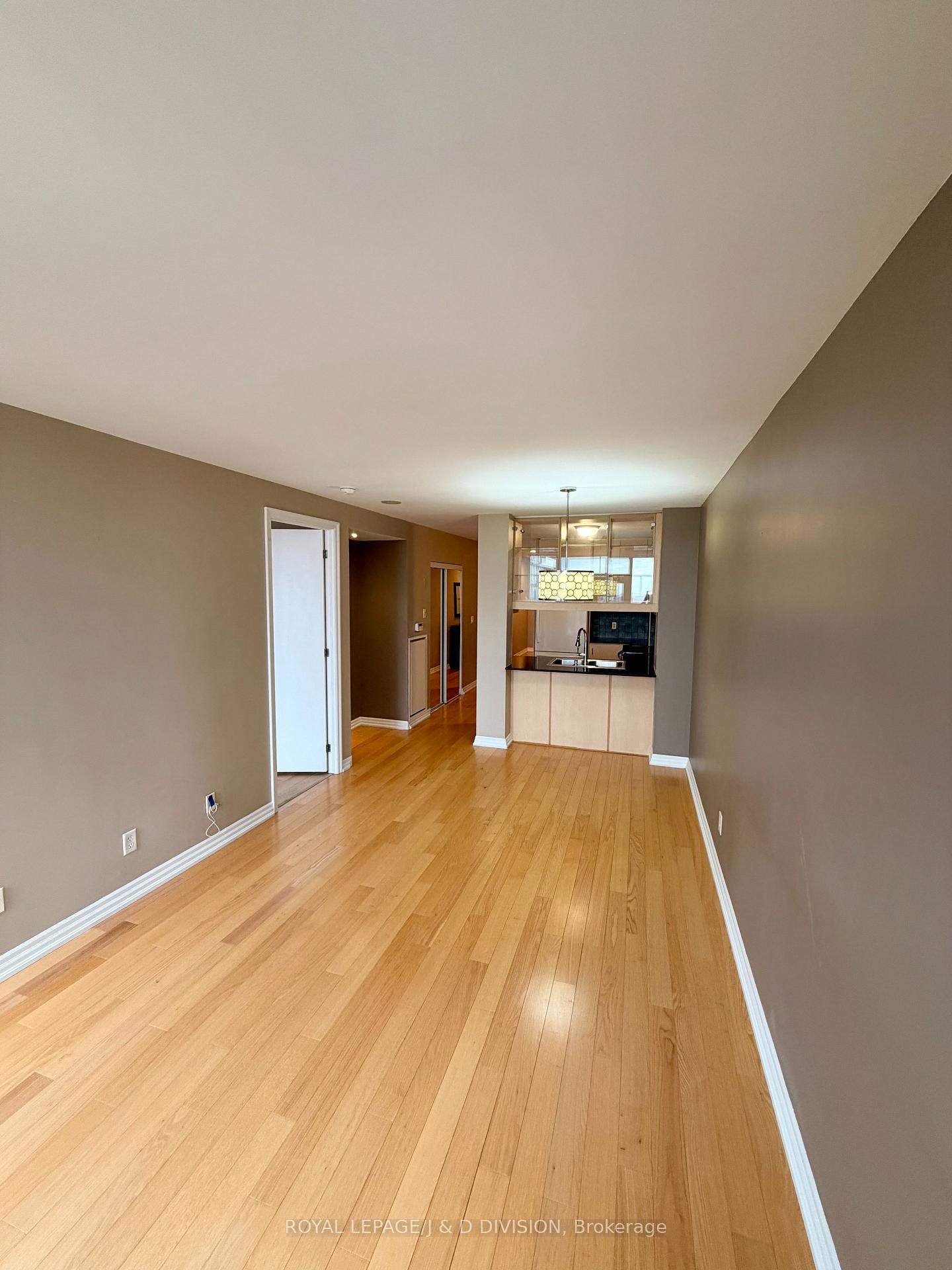 Photo 4 of Unit UPH209, 797 Don Mills Road, Toronto, Flemingdon Park — HOMEH