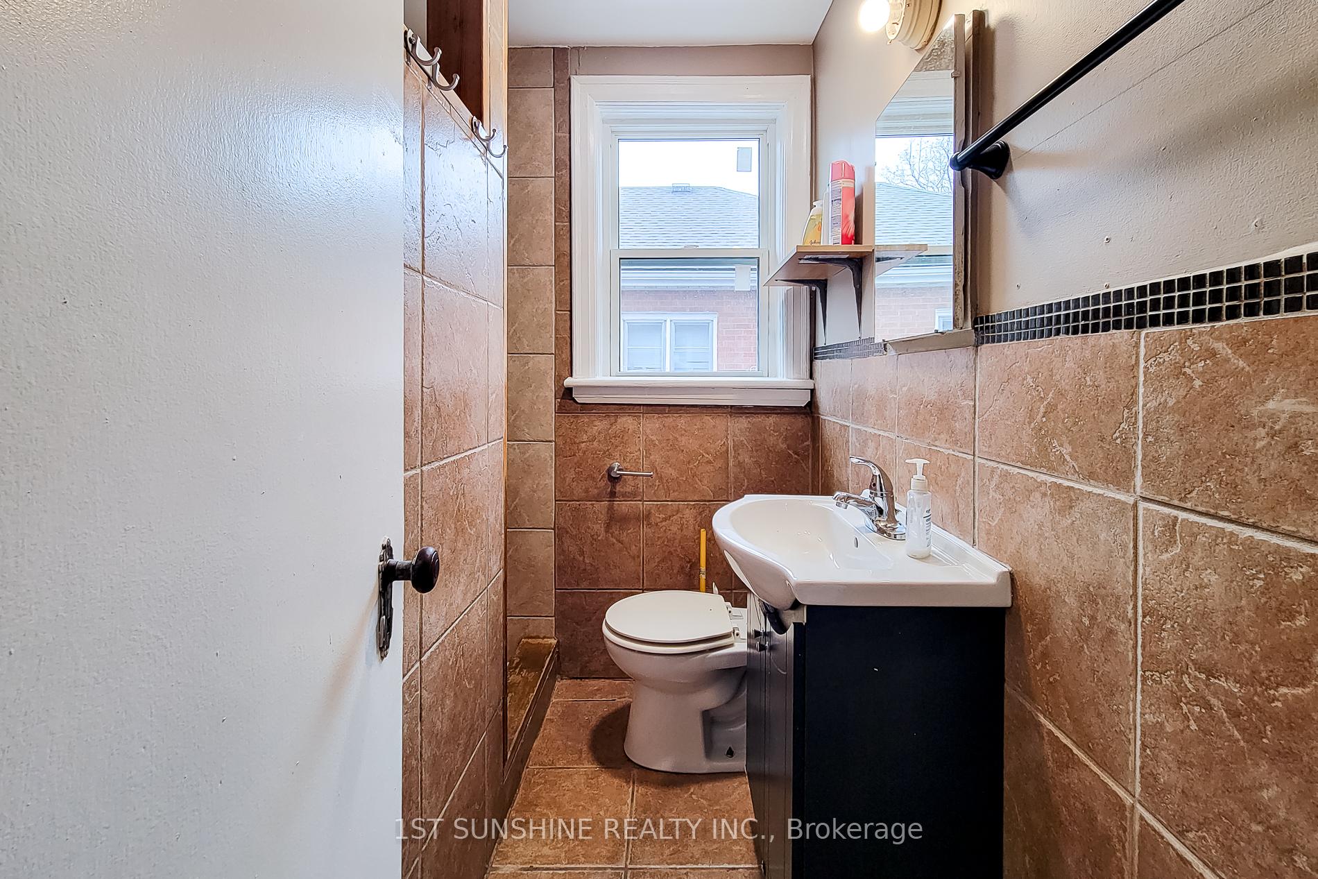 Photo 2 of 36 Mapes Avenue, Hamilton, Ainslie Wood — HOMEH