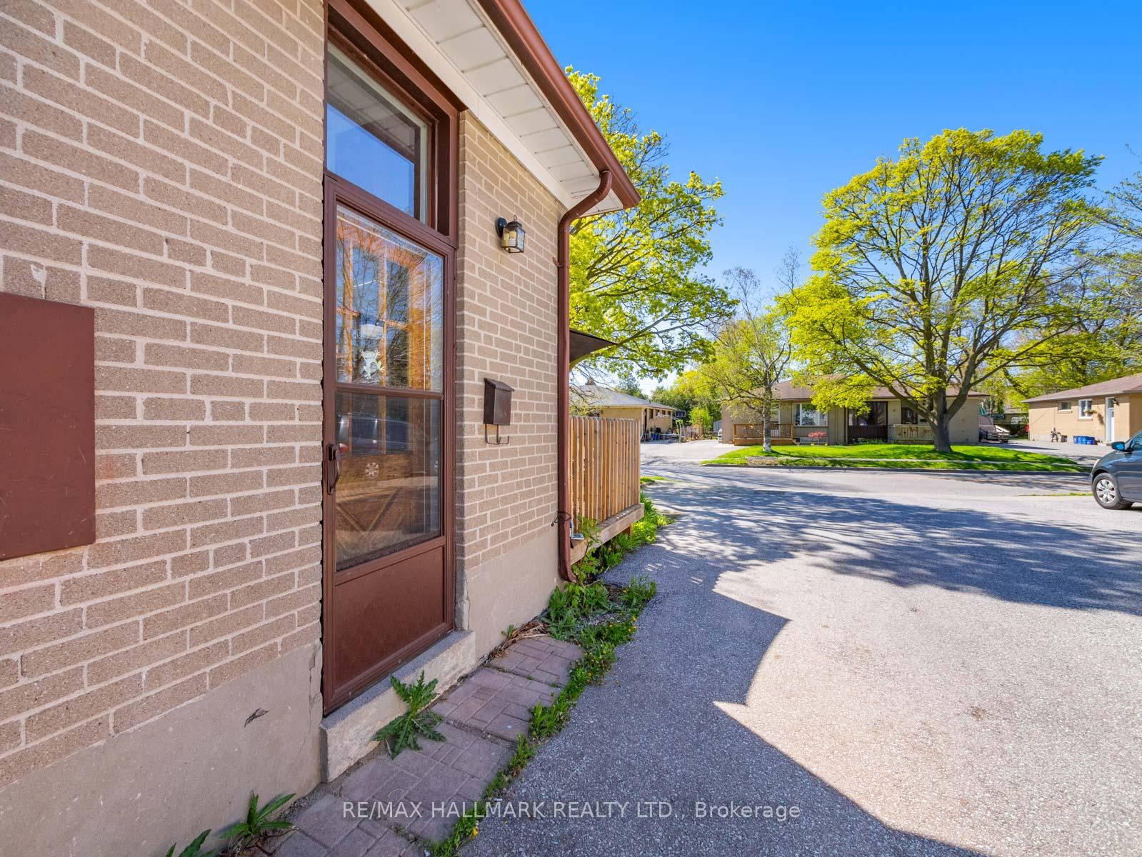 Photo 22 of 96 Emperor Street, Ajax, South East — HOMEH