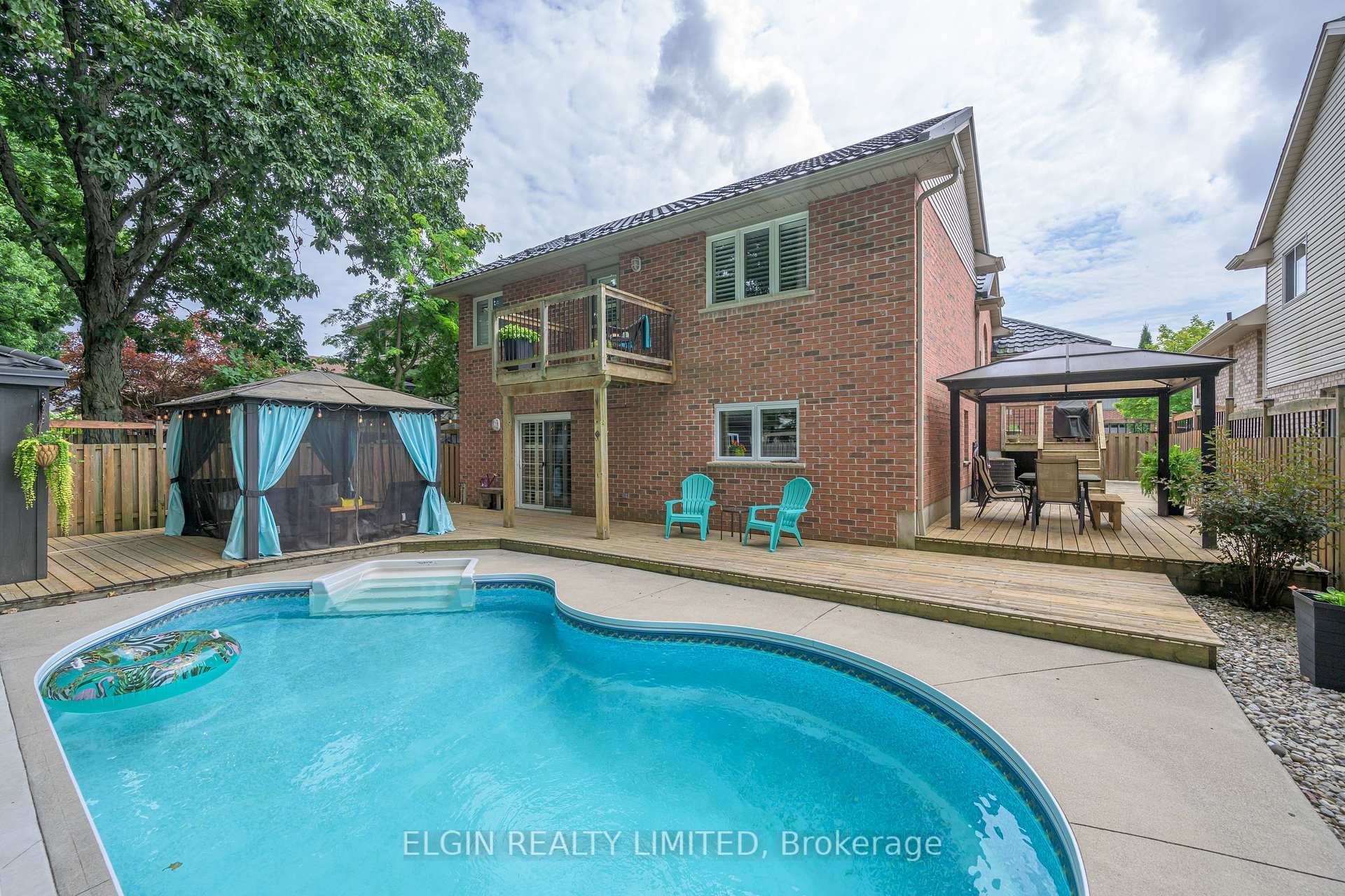 Photo 9 of 15 Hummingbird Lane, St. Thomas — HOMEH