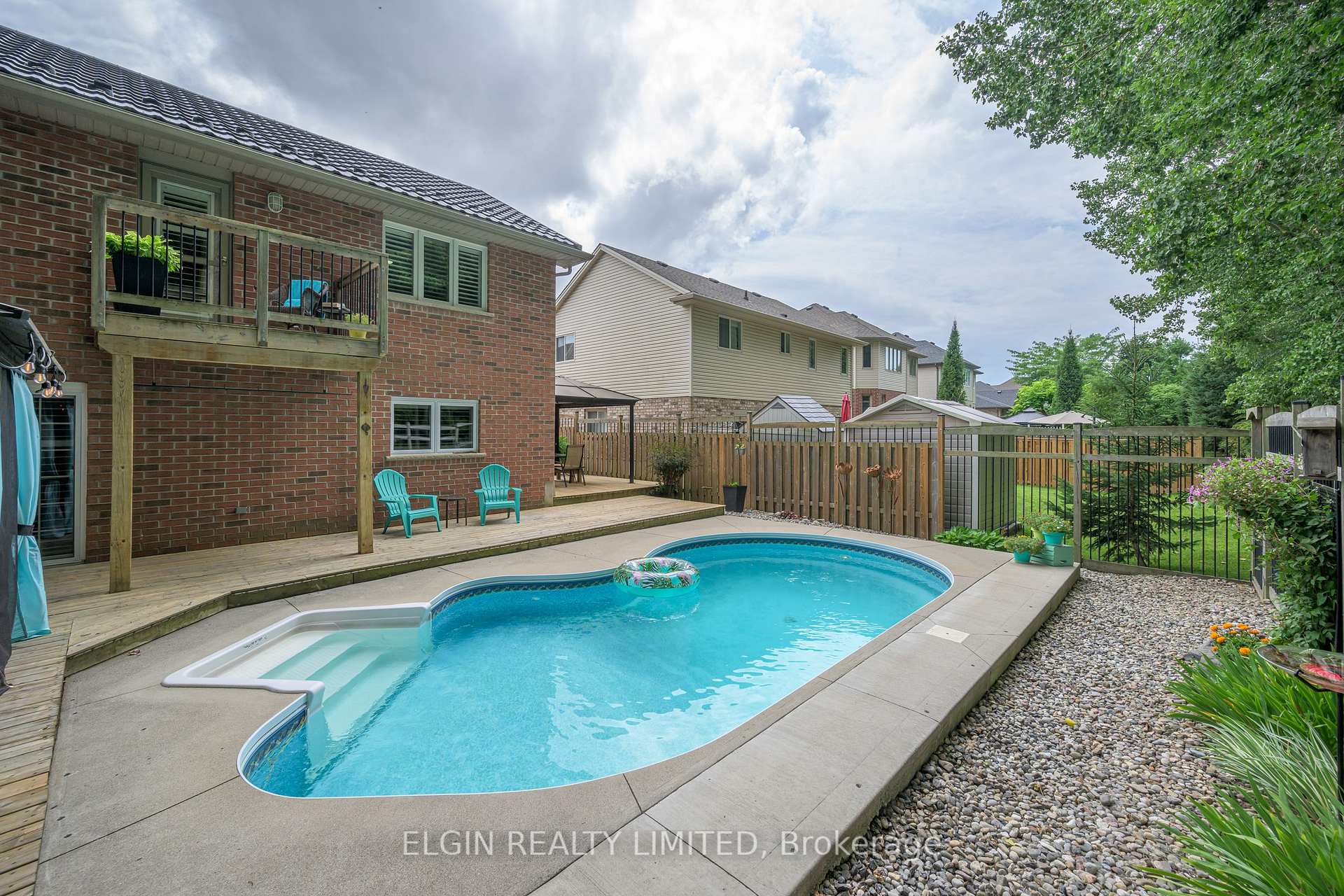 Photo 11 of 15 Hummingbird Lane, St. Thomas — HOMEH
