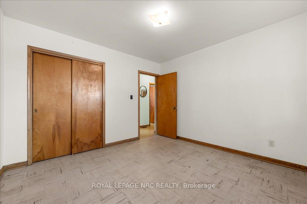 Photo 12 of 1740 Third Avenue, St. Catharines, Rural Fourth — HOMEH