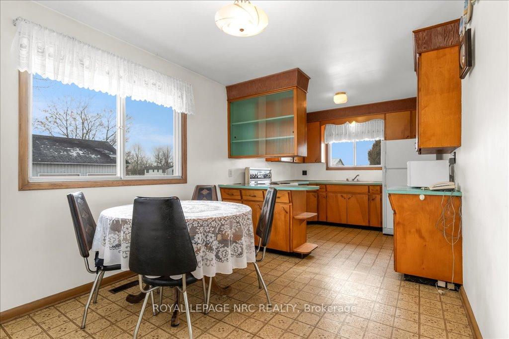 Photo 16 of 1740 Third Avenue, St. Catharines, Rural Fourth — HOMEH