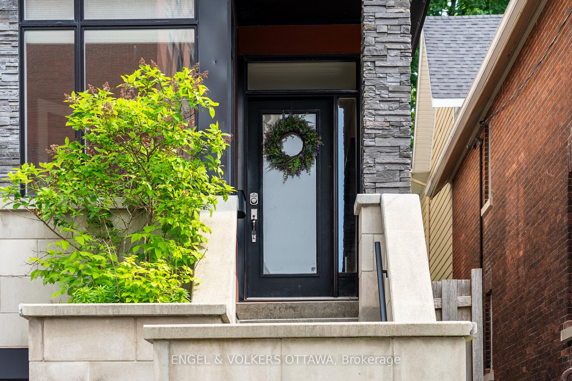 Photo 9 of 82 Pretoria Avenue, Ottawa, Glebe — HOMEH