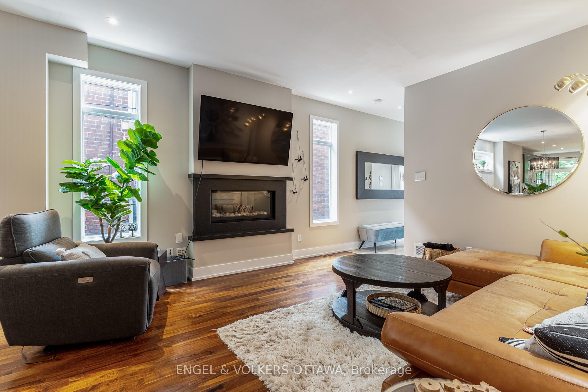 Photo 7 of 82 Pretoria Avenue, Ottawa, Glebe — HOMEH
