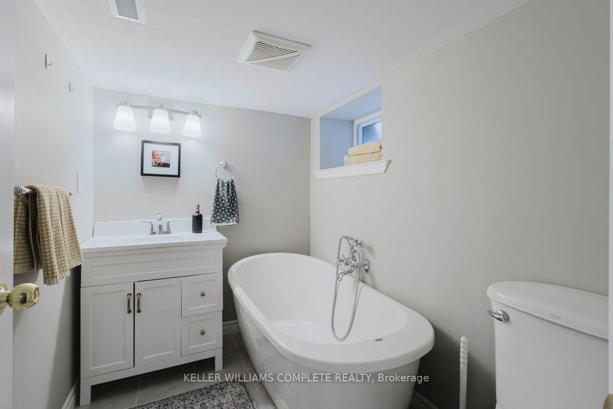 Photo 52 of 63 Cedar Avenue, Hamilton, Blakeley — HOMEH