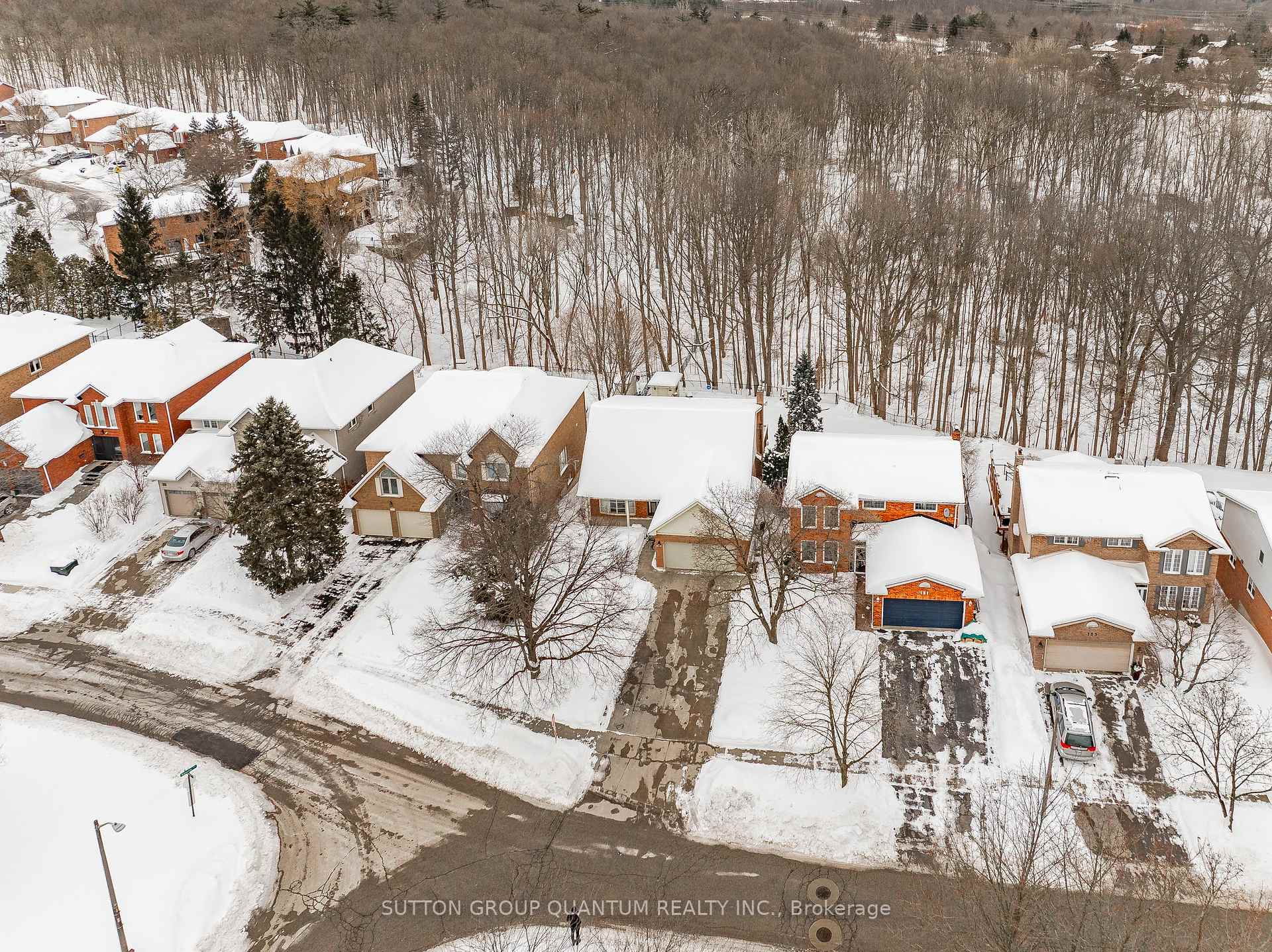 Photo 1 of 119 Watsons Lane, Hamilton, Dundas — HOMEH