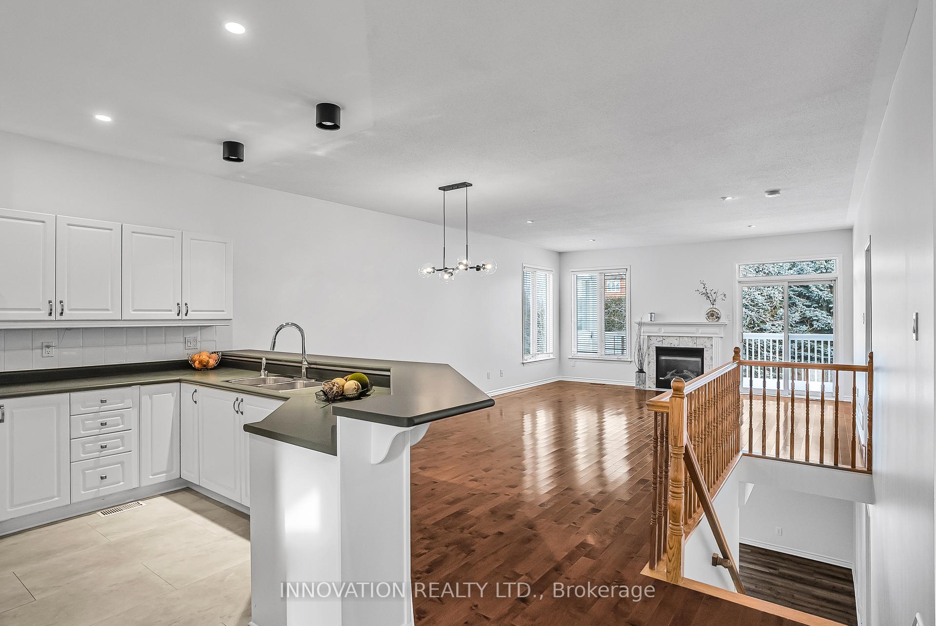 Photo 4 of 7 Eileen Crescent, Ottawa, Stittsville (Central) — HOMEH