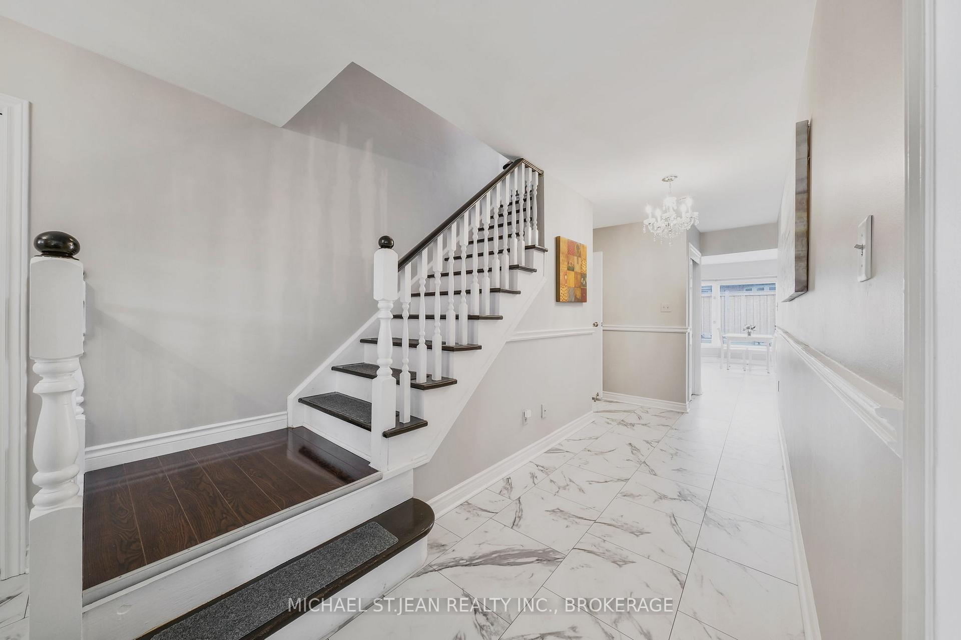 Photo 17 of 245 Stadacona Avenue, Hamilton, Ancaster — HOMEH