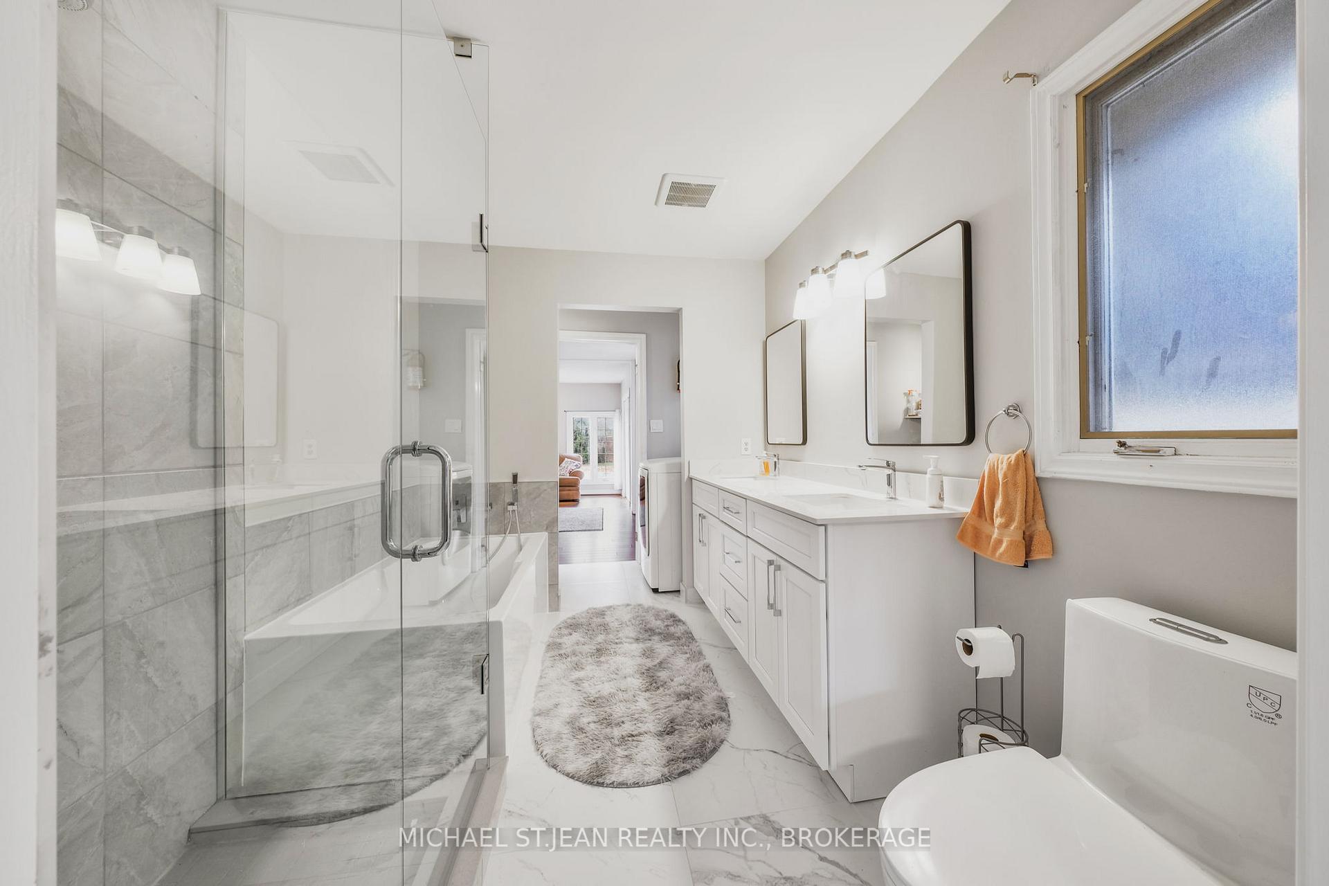 Photo 23 of 245 Stadacona Avenue, Hamilton, Ancaster — HOMEH
