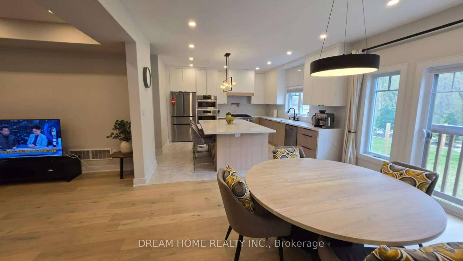 Photo 6 of 112 Plewes Drive, Collingwood — HOMEH