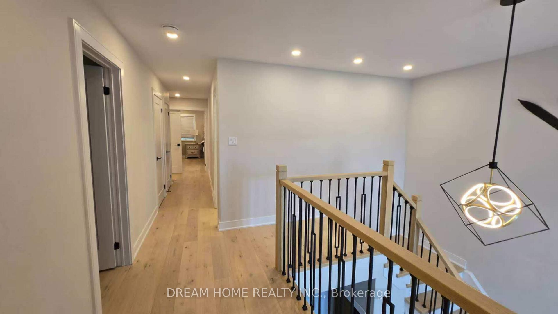 Photo 17 of 112 Plewes Drive, Collingwood — HOMEH