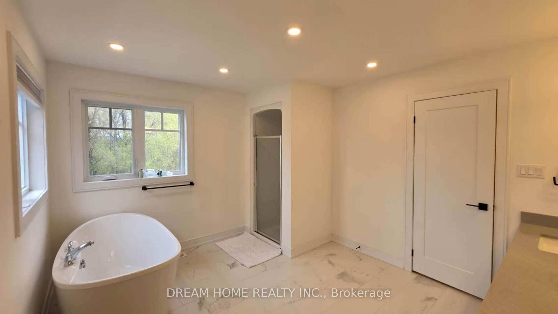 Photo 12 of 112 Plewes Drive, Collingwood — HOMEH