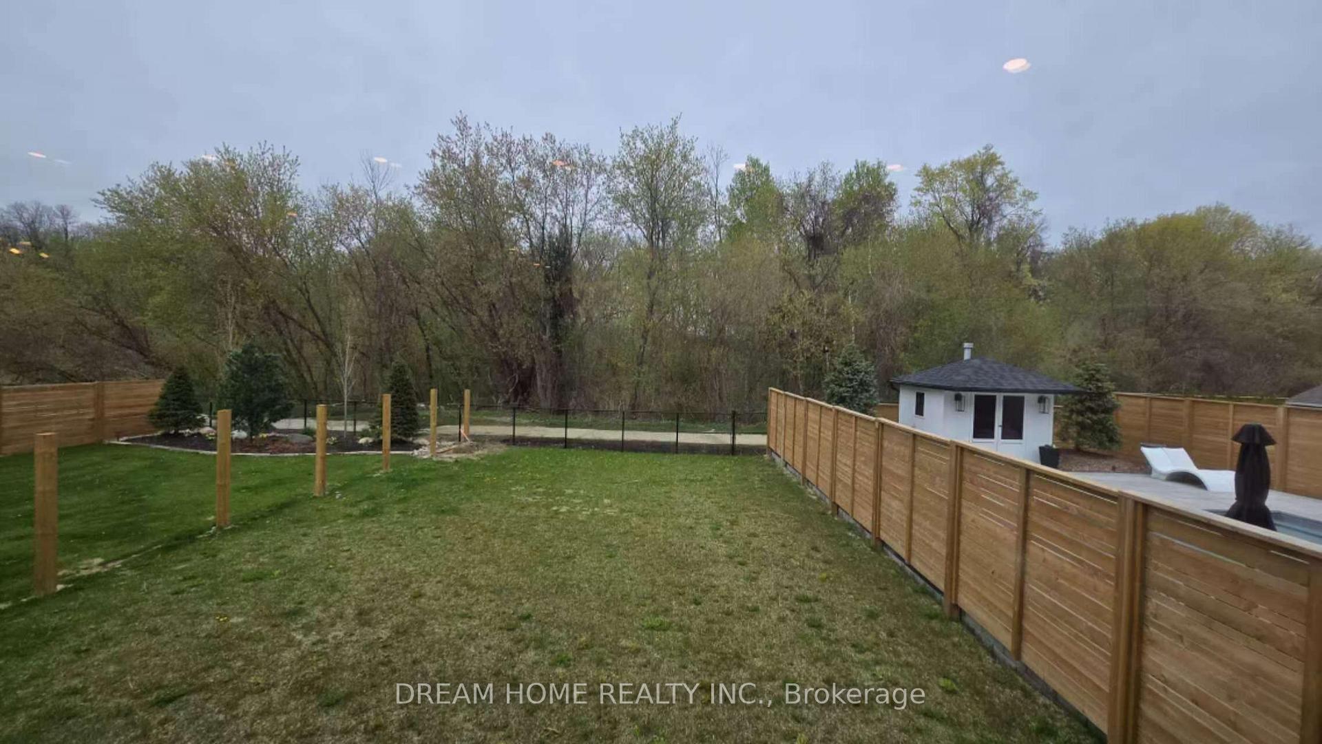 Photo 24 of 112 Plewes Drive, Collingwood — HOMEH