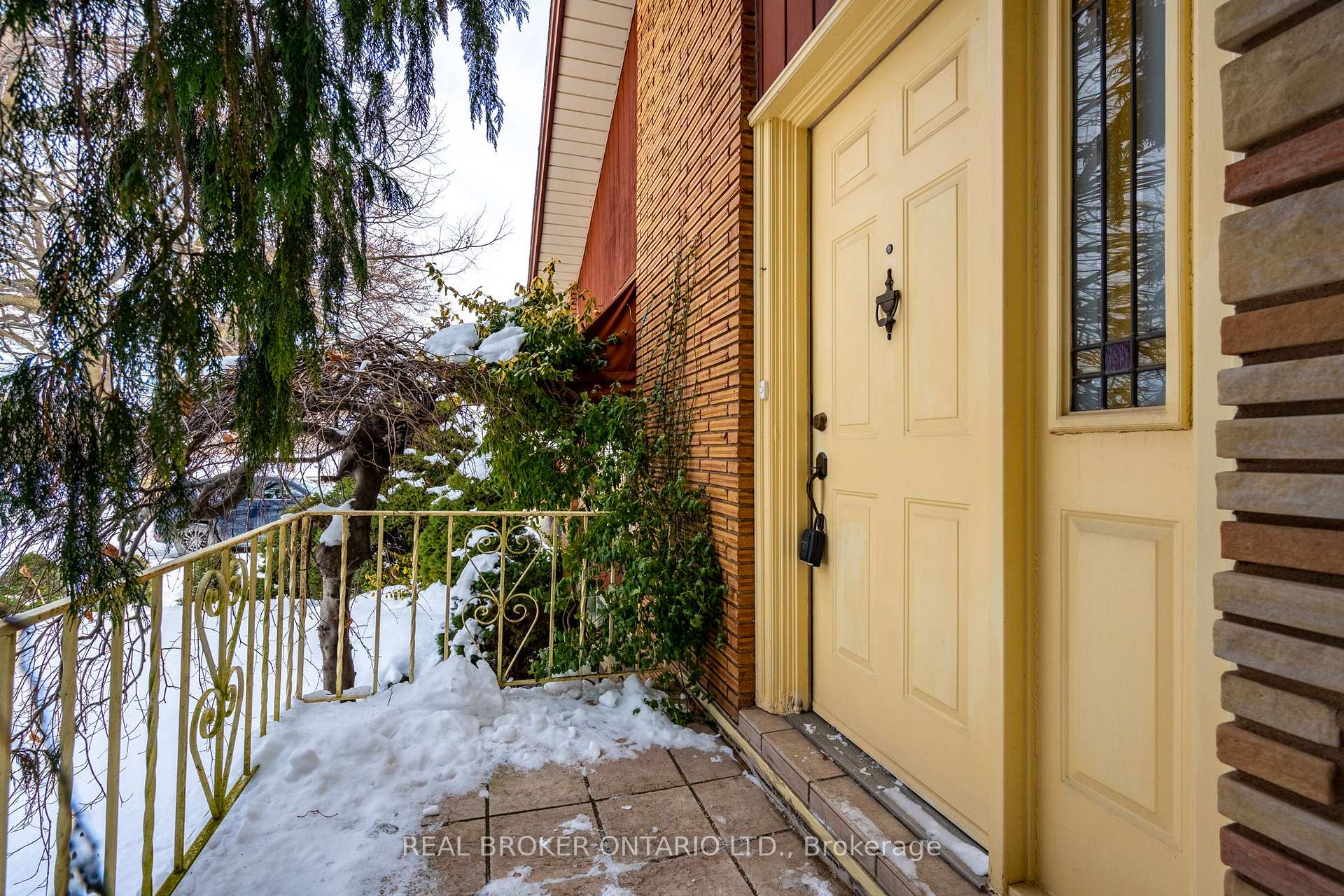 Photo 7 of 11 Leadale Place, Hamilton, Buchanan — HOMEH