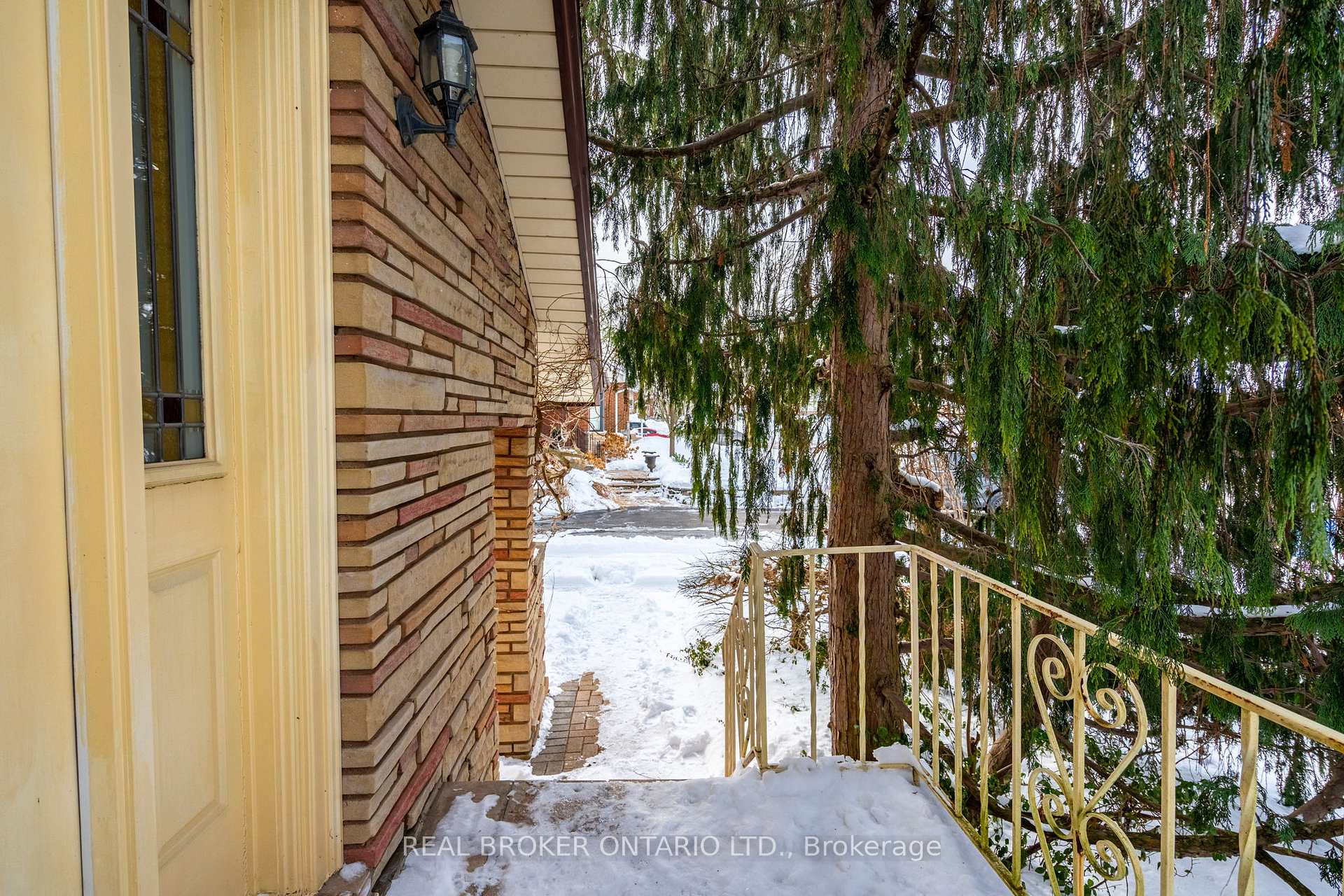 Photo 8 of 11 Leadale Place, Hamilton, Buchanan — HOMEH