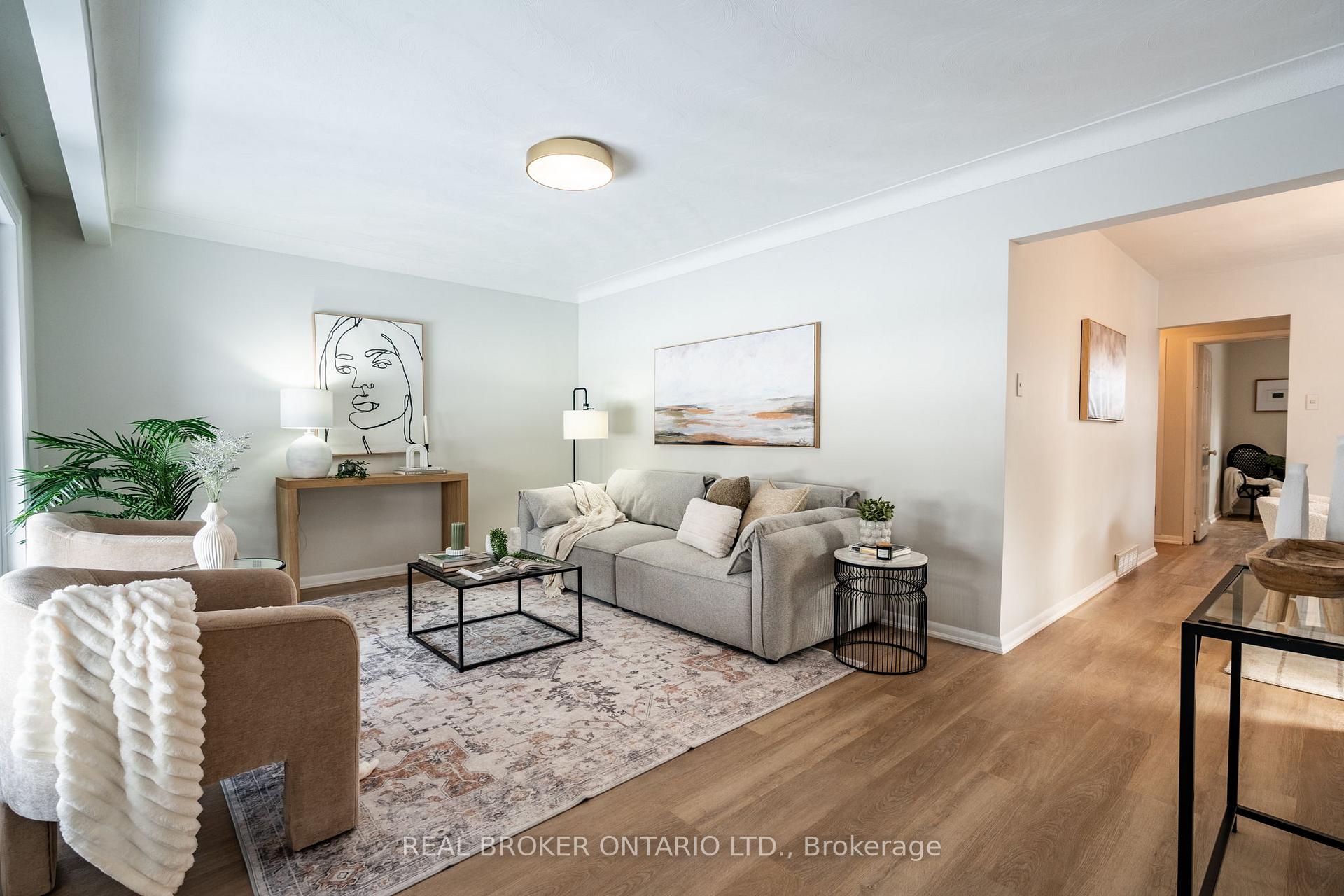 Photo 10 of 11 Leadale Place, Hamilton, Buchanan — HOMEH