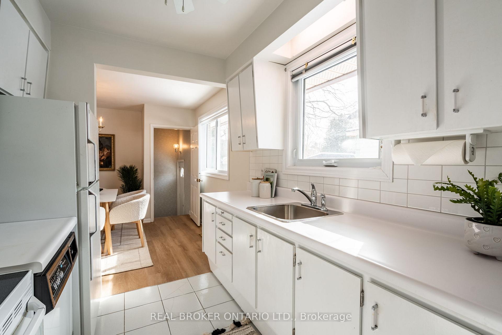 Photo 15 of 11 Leadale Place, Hamilton, Buchanan — HOMEH