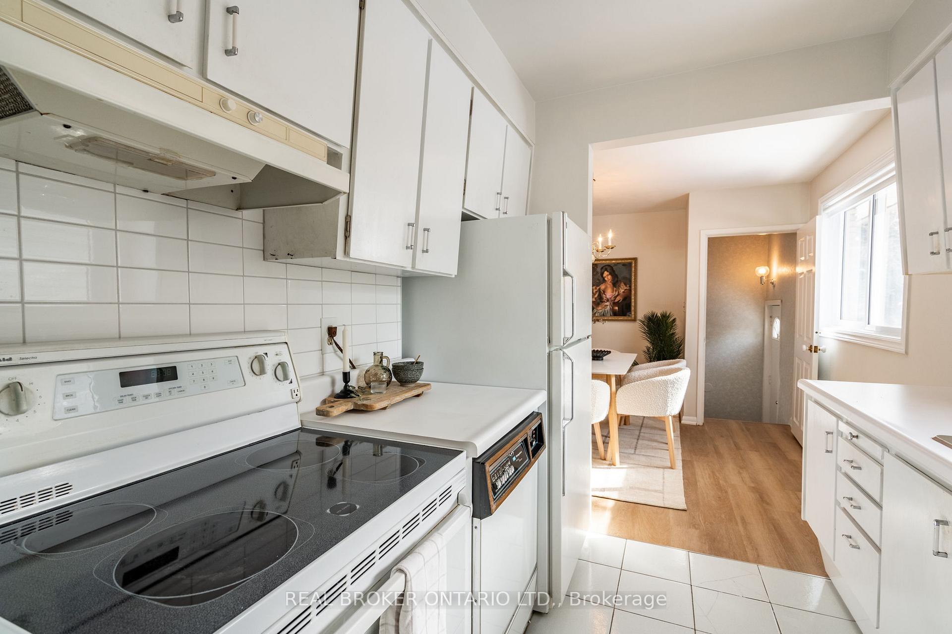 Photo 16 of 11 Leadale Place, Hamilton, Buchanan — HOMEH