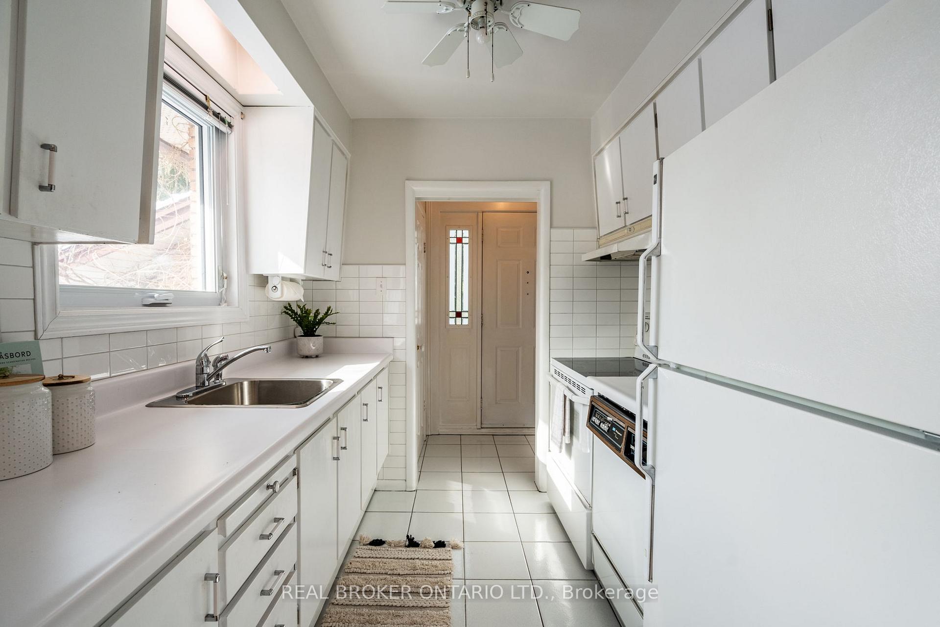 Photo 17 of 11 Leadale Place, Hamilton, Buchanan — HOMEH