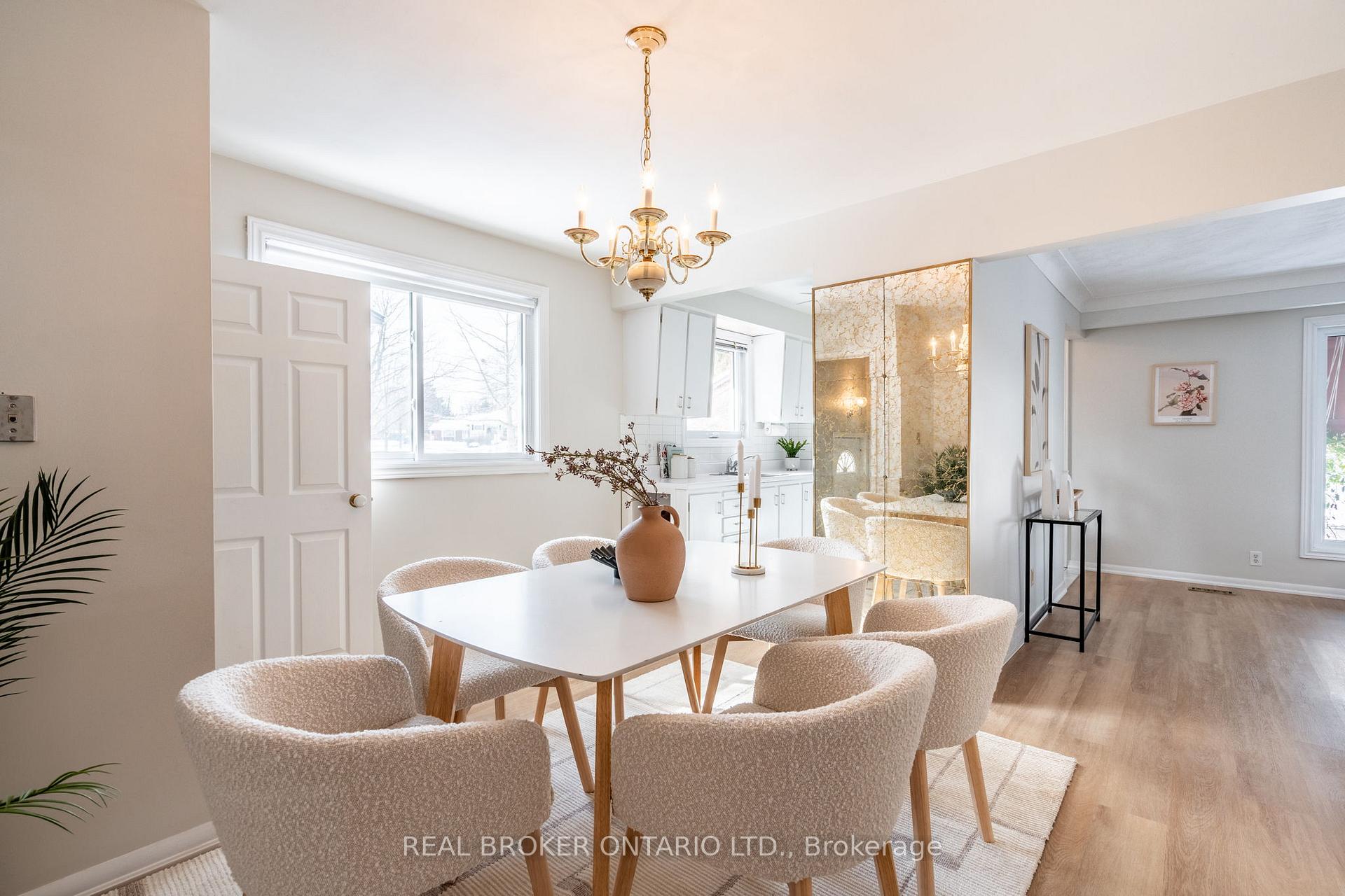 Photo 20 of 11 Leadale Place, Hamilton, Buchanan — HOMEH