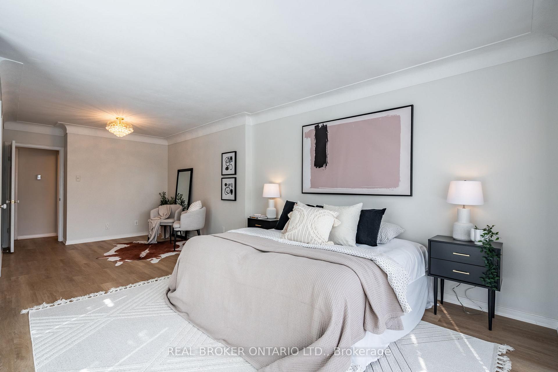 Photo 24 of 11 Leadale Place, Hamilton, Buchanan — HOMEH