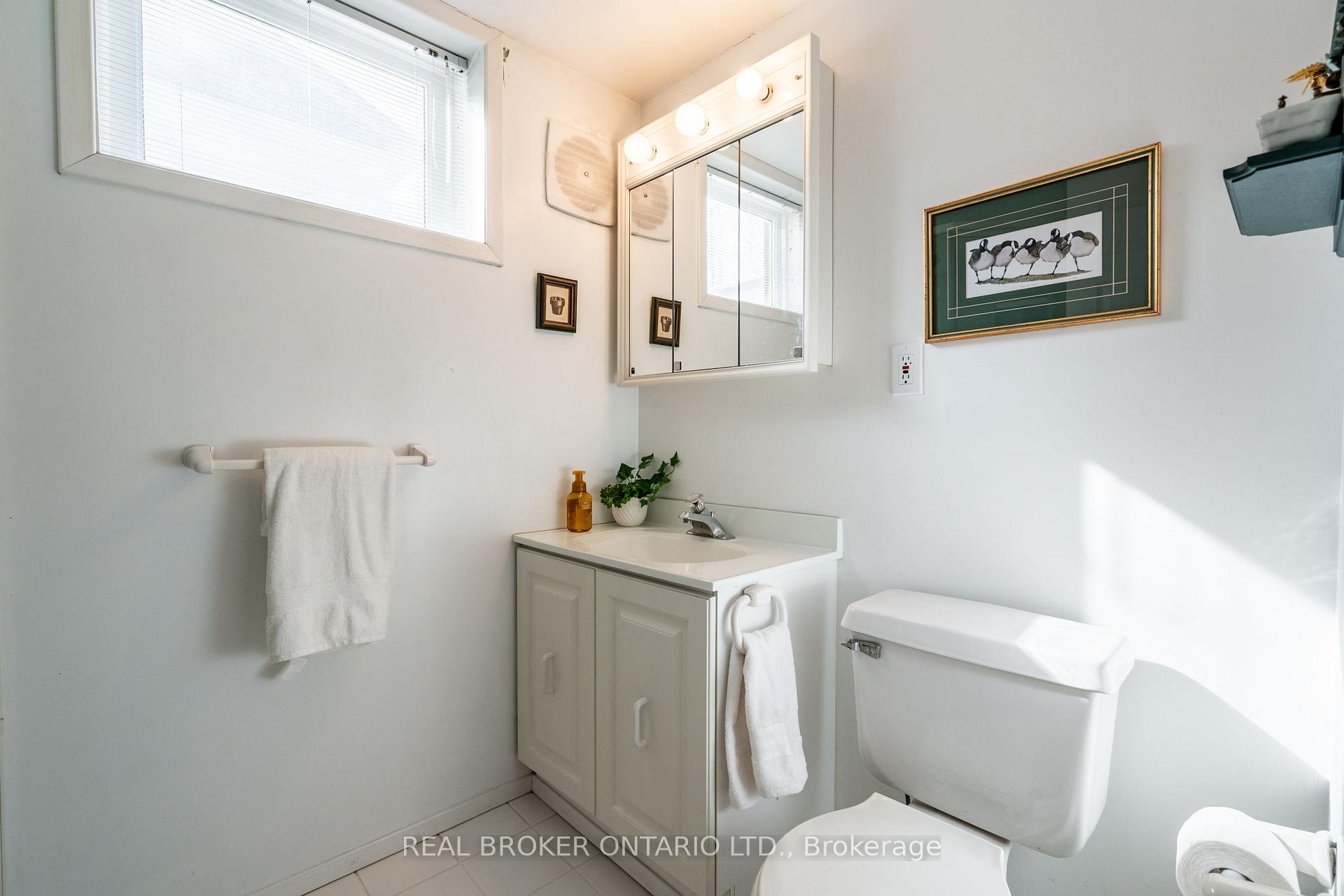 Photo 33 of 11 Leadale Place, Hamilton, Buchanan — HOMEH