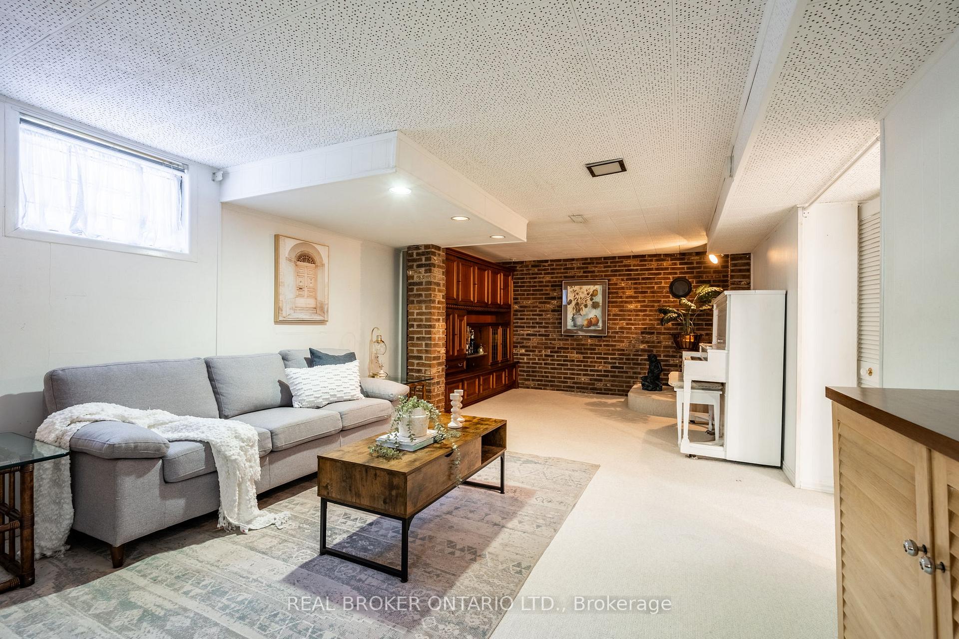 Photo 35 of 11 Leadale Place, Hamilton, Buchanan — HOMEH