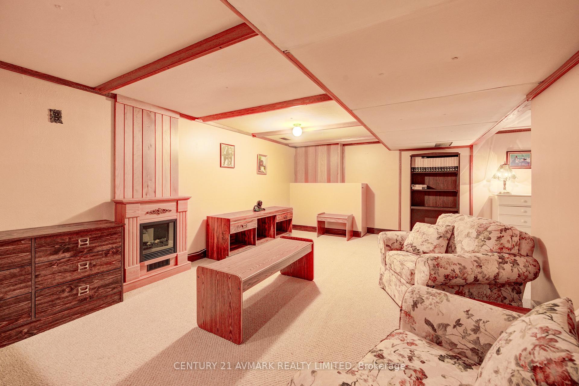Photo 24 of 621 Carlton Street, St. Catharines, Carlton/Bunting — HOMEH