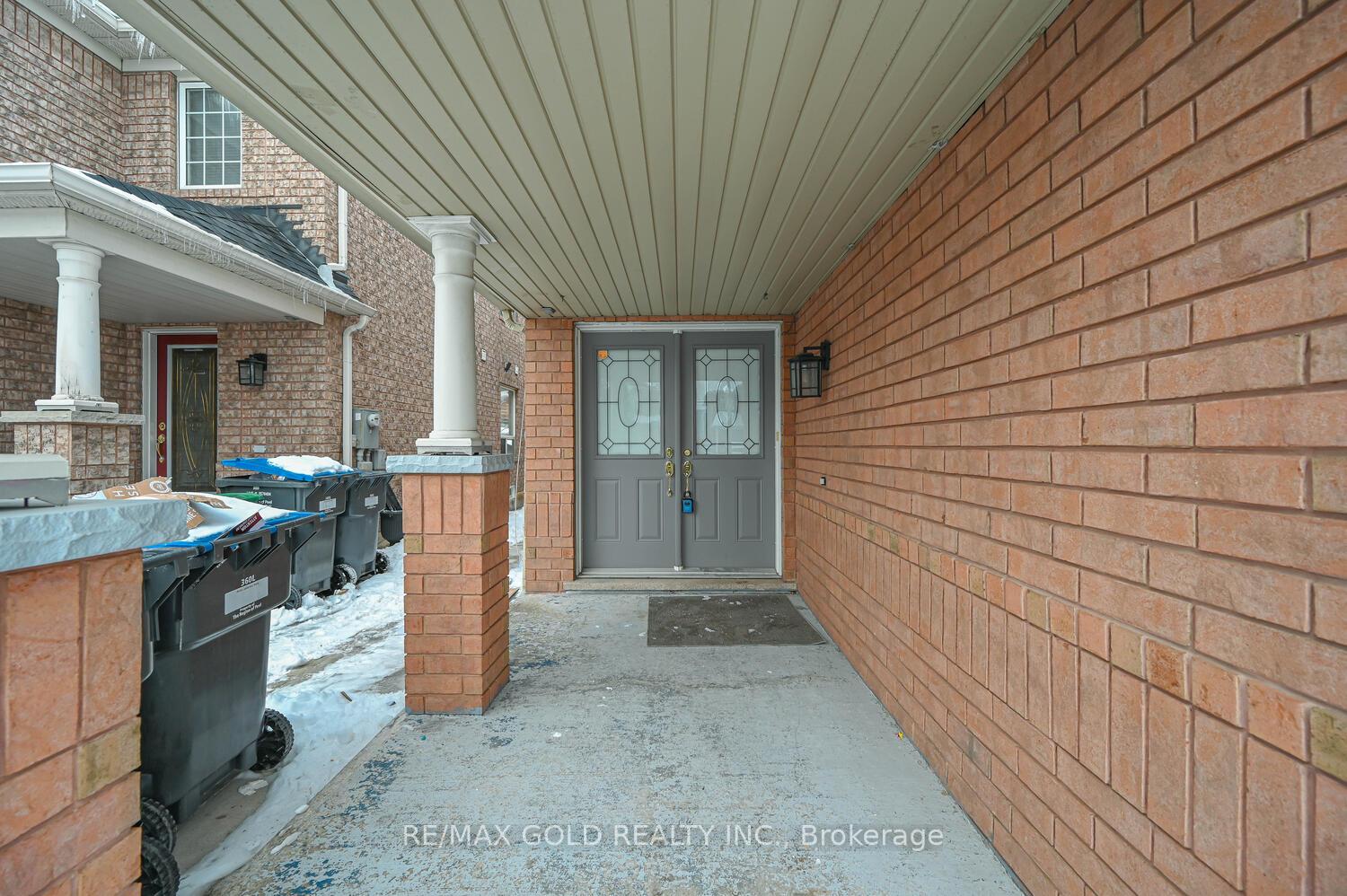 Photo 3 of 11 Murphy Road, Brampton, Gore Industrial North — HOMEH