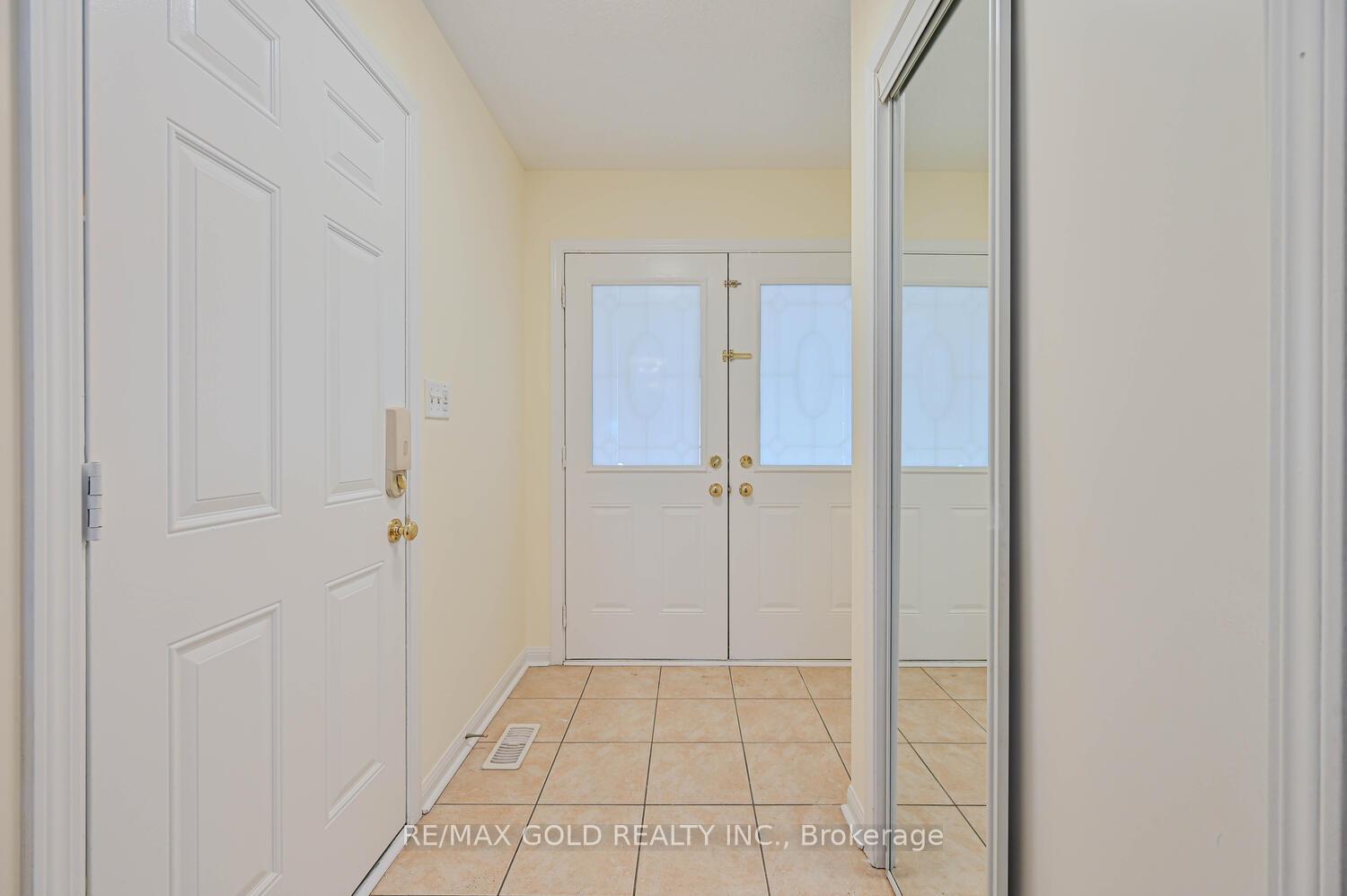 Photo 5 of 11 Murphy Road, Brampton, Gore Industrial North — HOMEH