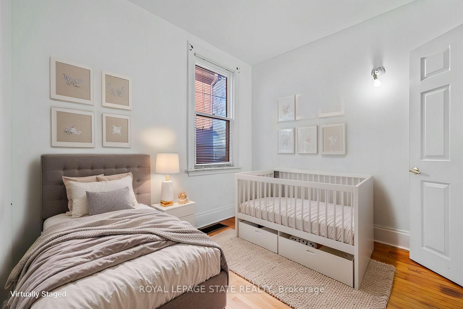 Photo 6 of 135 Britannia Avenue, Hamilton, Crown Point — HOMEH