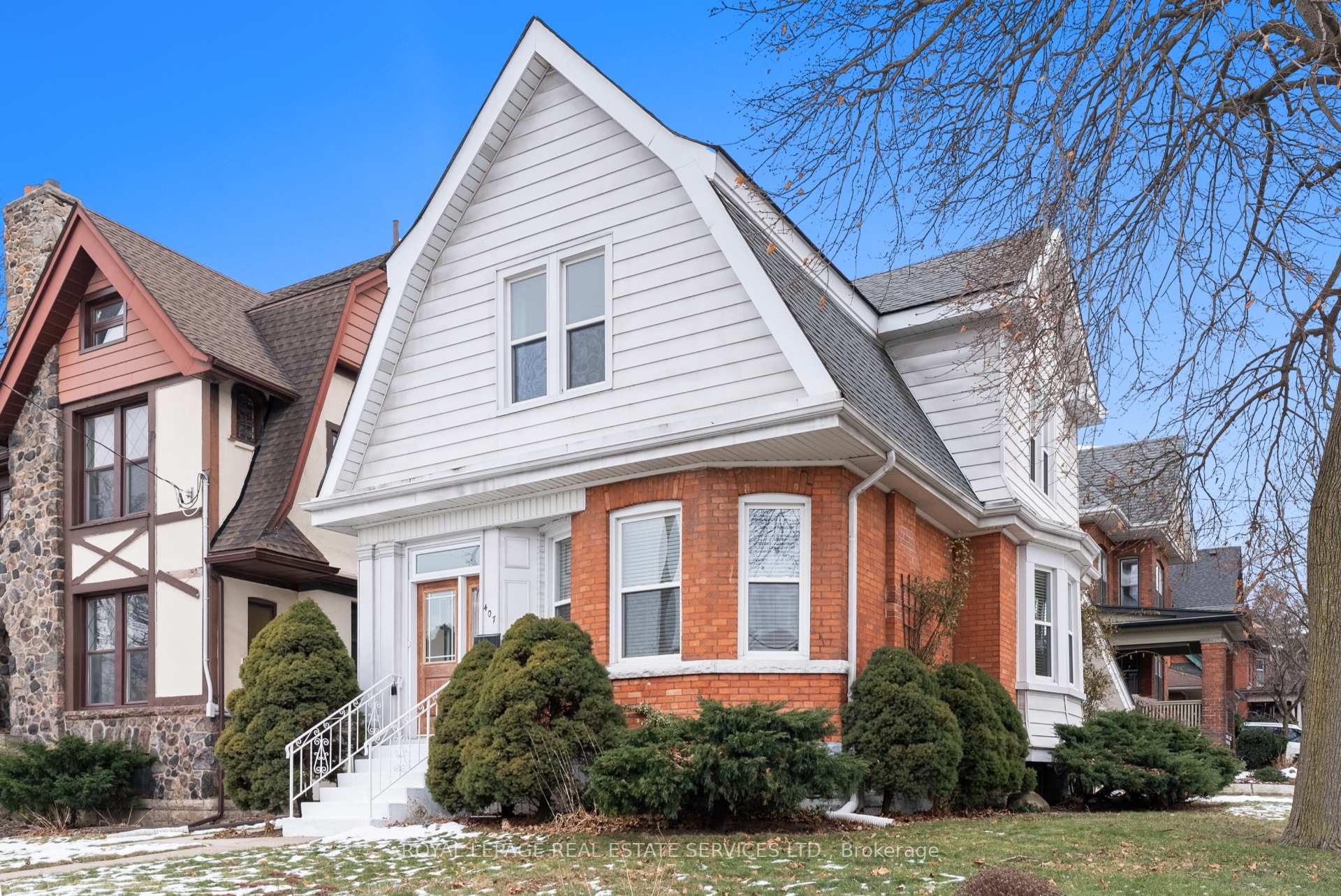 Front of 407 Aberdeen Avenue