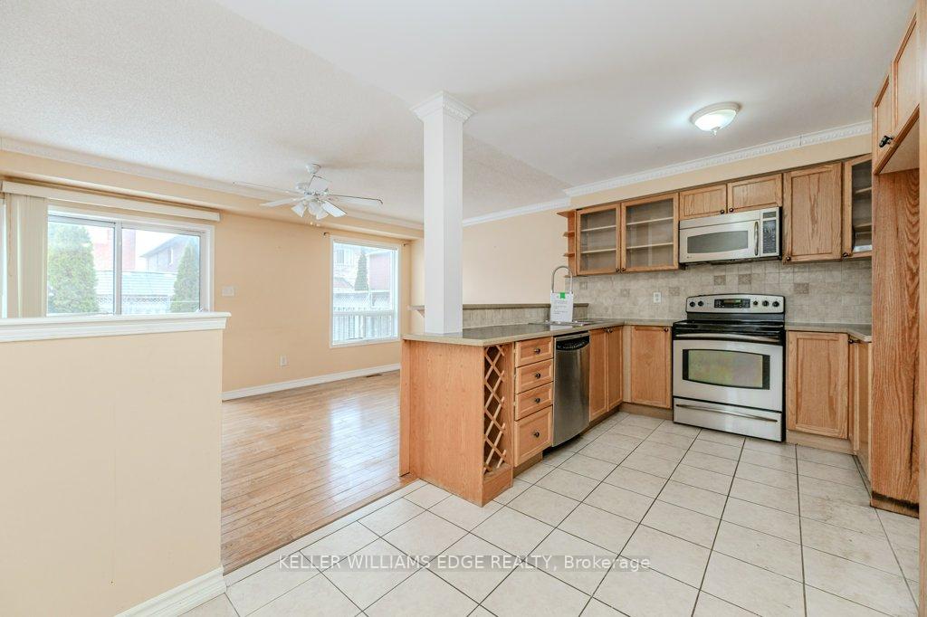 Photo 9 of 11 Baha Crescent, Brampton, Fletcher's Meadow — HOMEH