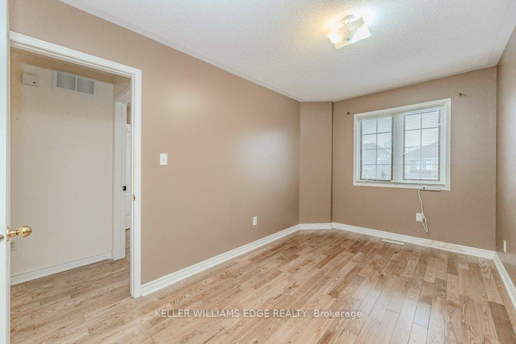 Photo 24 of 11 Baha Crescent, Brampton, Fletcher's Meadow — HOMEH