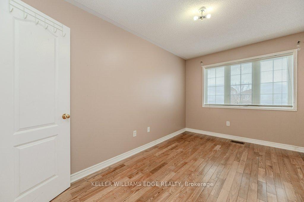 Photo 26 of 11 Baha Crescent, Brampton, Fletcher's Meadow — HOMEH