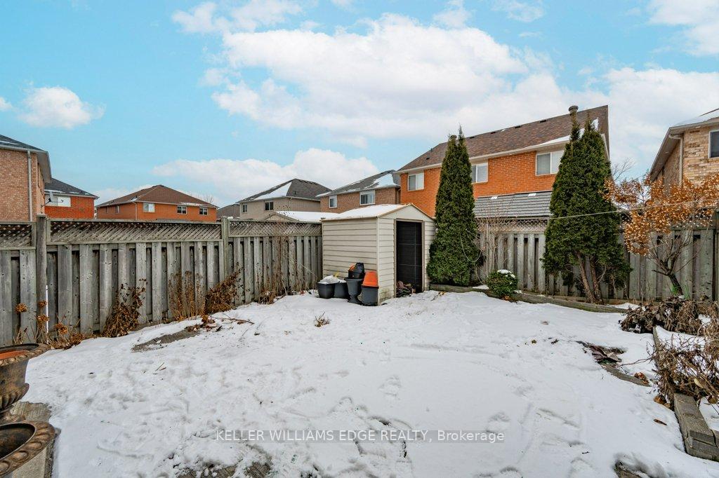 Photo 39 of 11 Baha Crescent, Brampton, Fletcher's Meadow — HOMEH