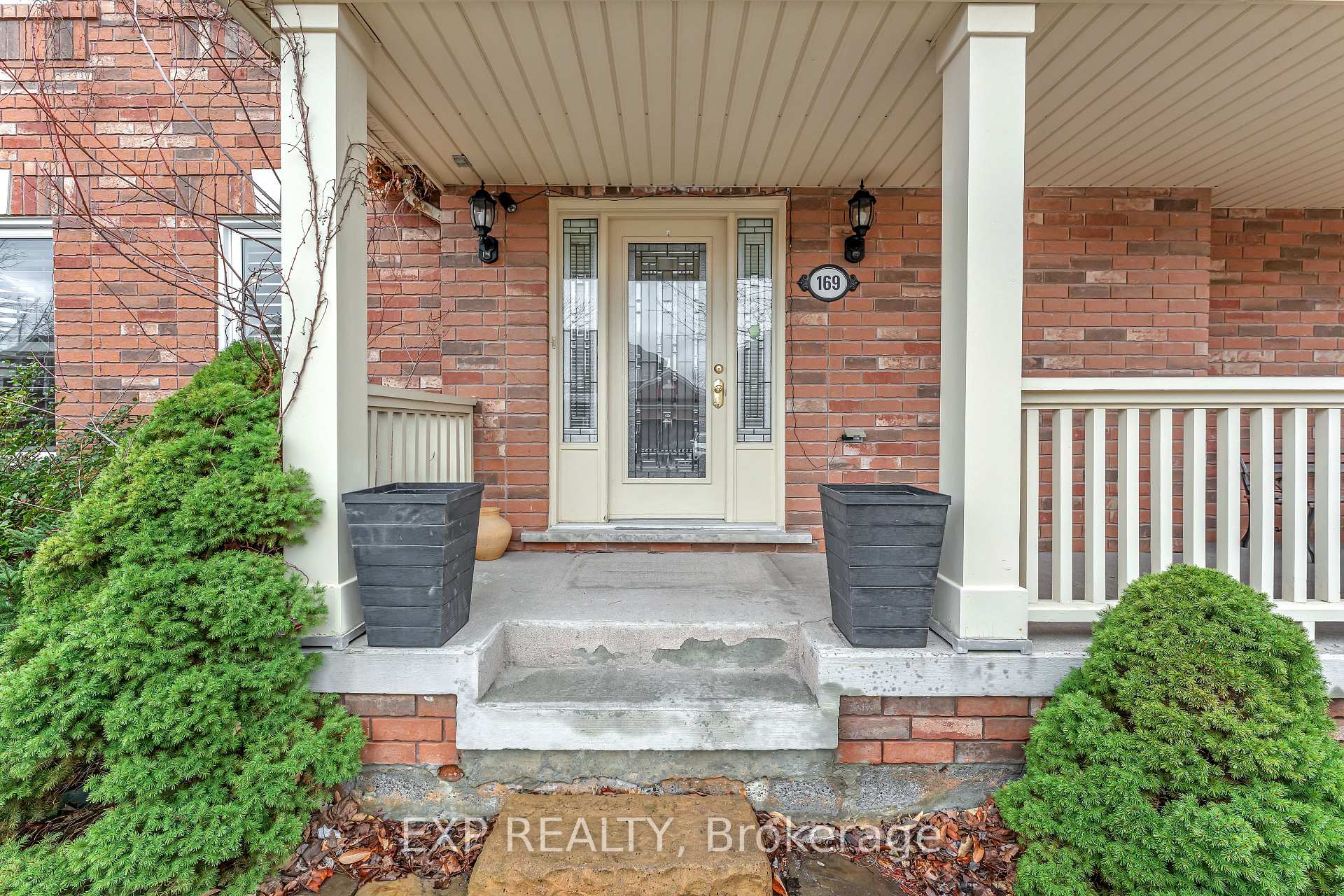 Photo 2 of 169 Treeline Boulevard, Brampton, Vales of Castlemore — HOMEH