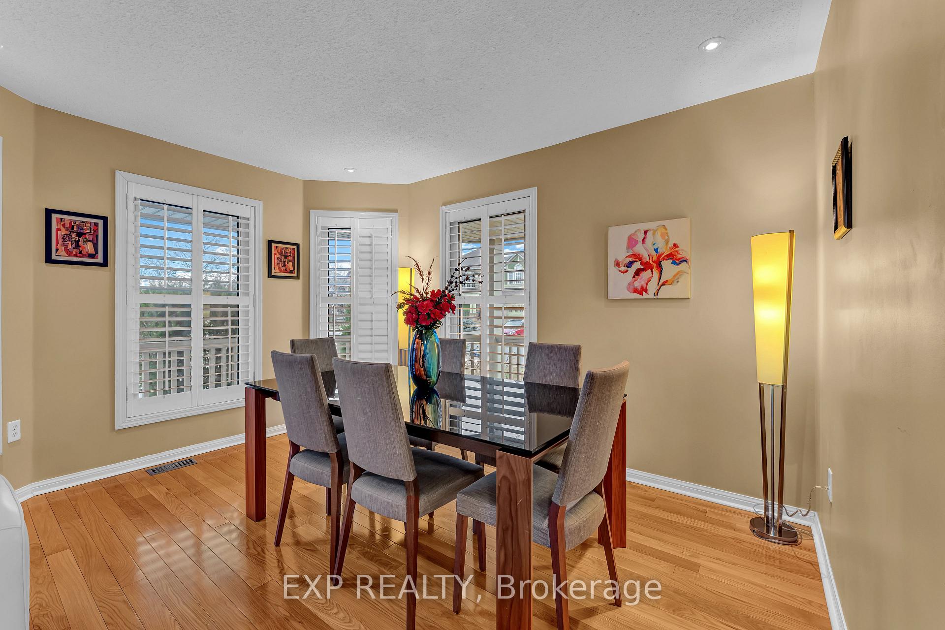 Photo 11 of 169 Treeline Boulevard, Brampton, Vales of Castlemore — HOMEH