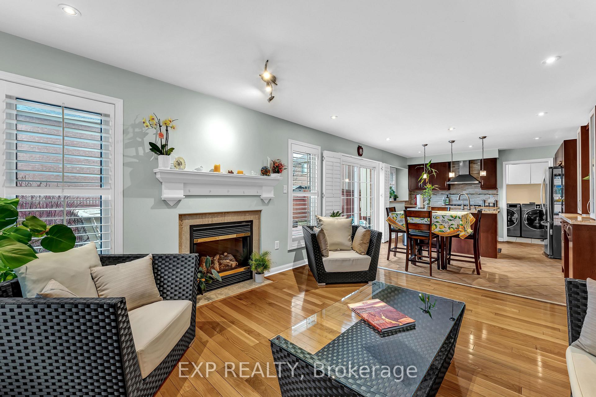 Photo 13 of 169 Treeline Boulevard, Brampton, Vales of Castlemore — HOMEH