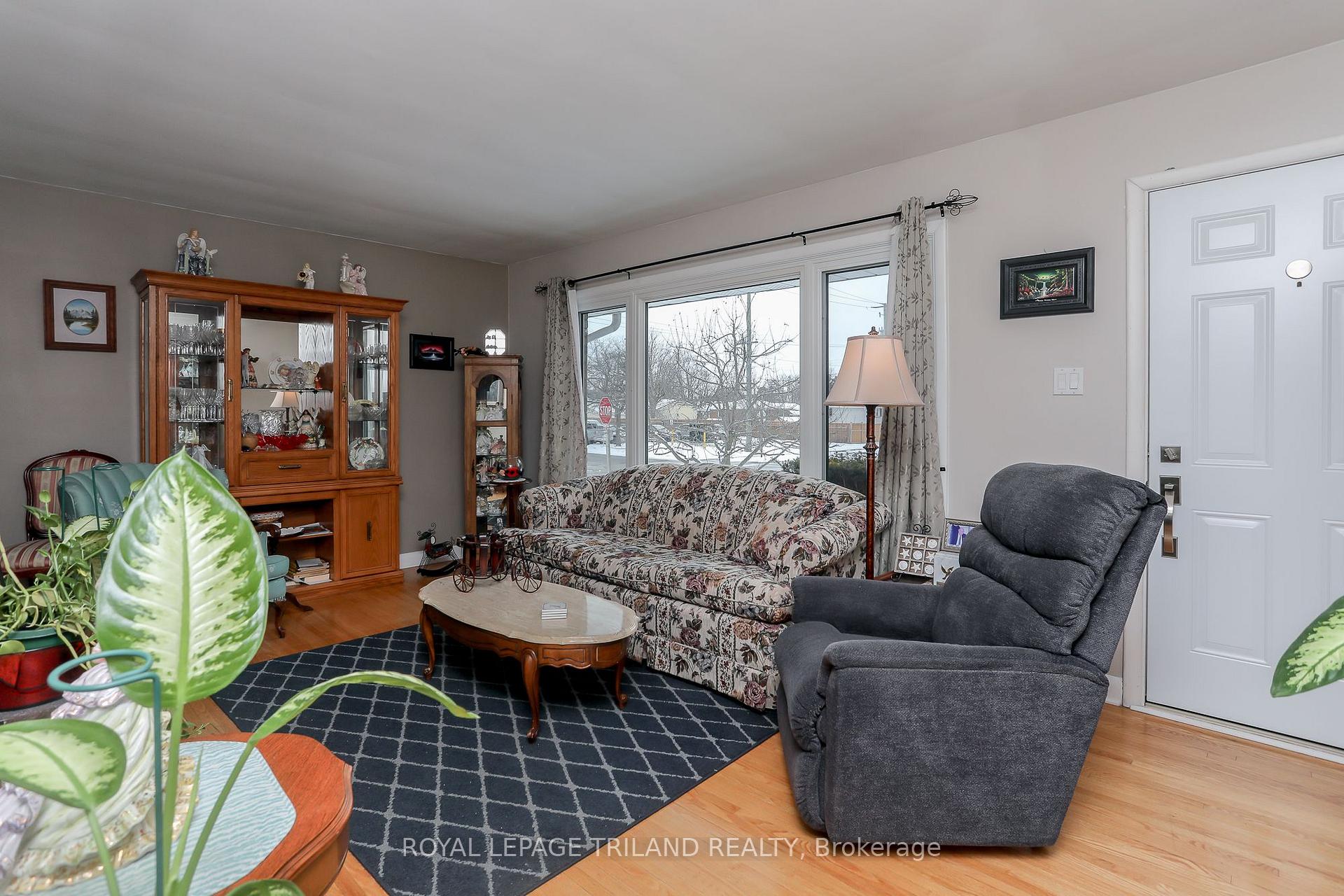 Photo 12 of 96 Mandeville Road, St. Thomas — HOMEH