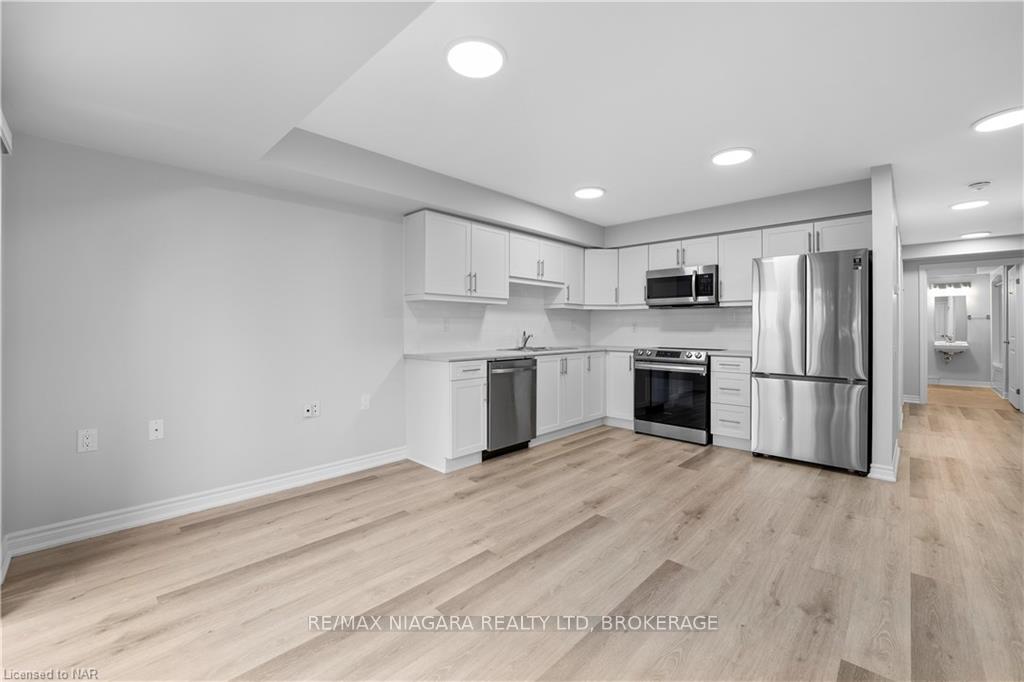 Photo 11 of Unit 102, 63 Vine Street S, St. Catharines, E. Chester — HOMEH