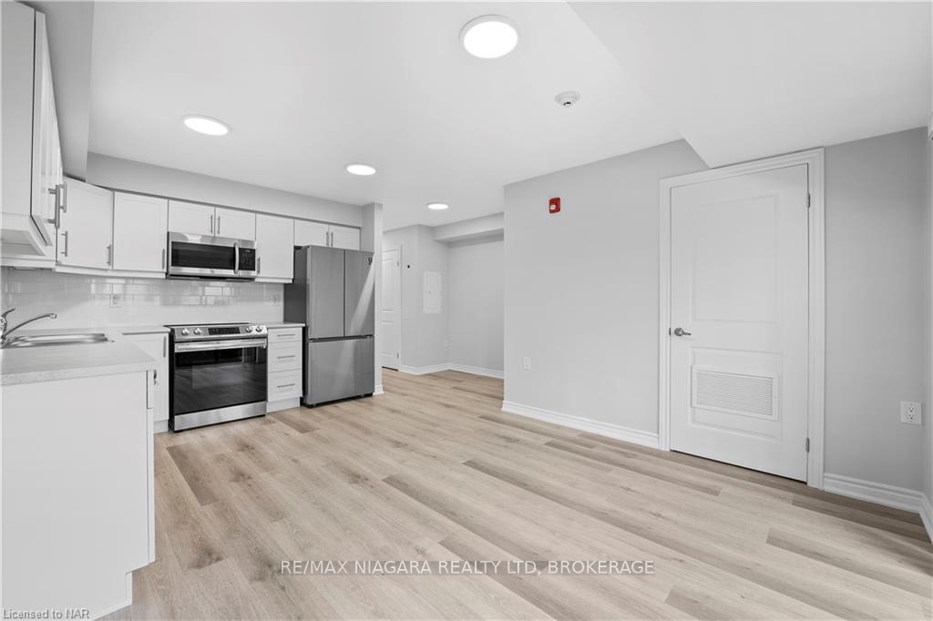 Photo 12 of Unit 102, 63 Vine Street S, St. Catharines, E. Chester — HOMEH