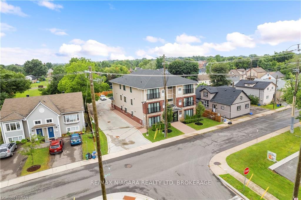 Photo 19 of Unit 102, 63 Vine Street S, St. Catharines, E. Chester — HOMEH