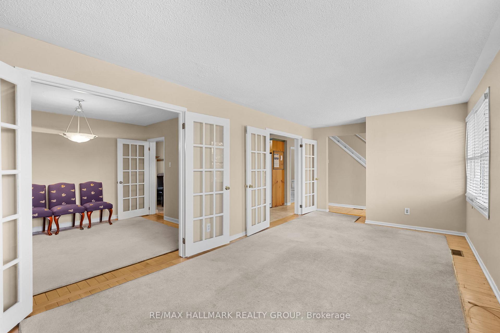 Photo 4 of 1422 Goth Avenue, Ottawa, Blossom Park/Kemp Park/Findlay Creek — HOMEH