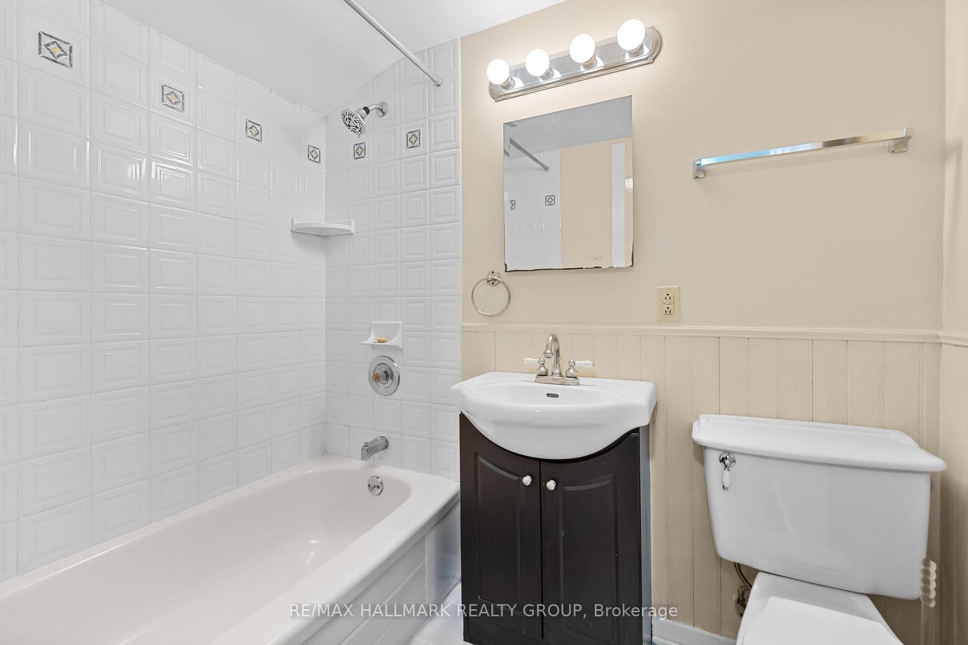 Photo 12 of 1422 Goth Avenue, Ottawa, Blossom Park/Kemp Park/Findlay Creek — HOMEH